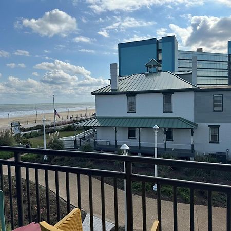 Moxy Virginia Beach Oceanfront Esterno foto