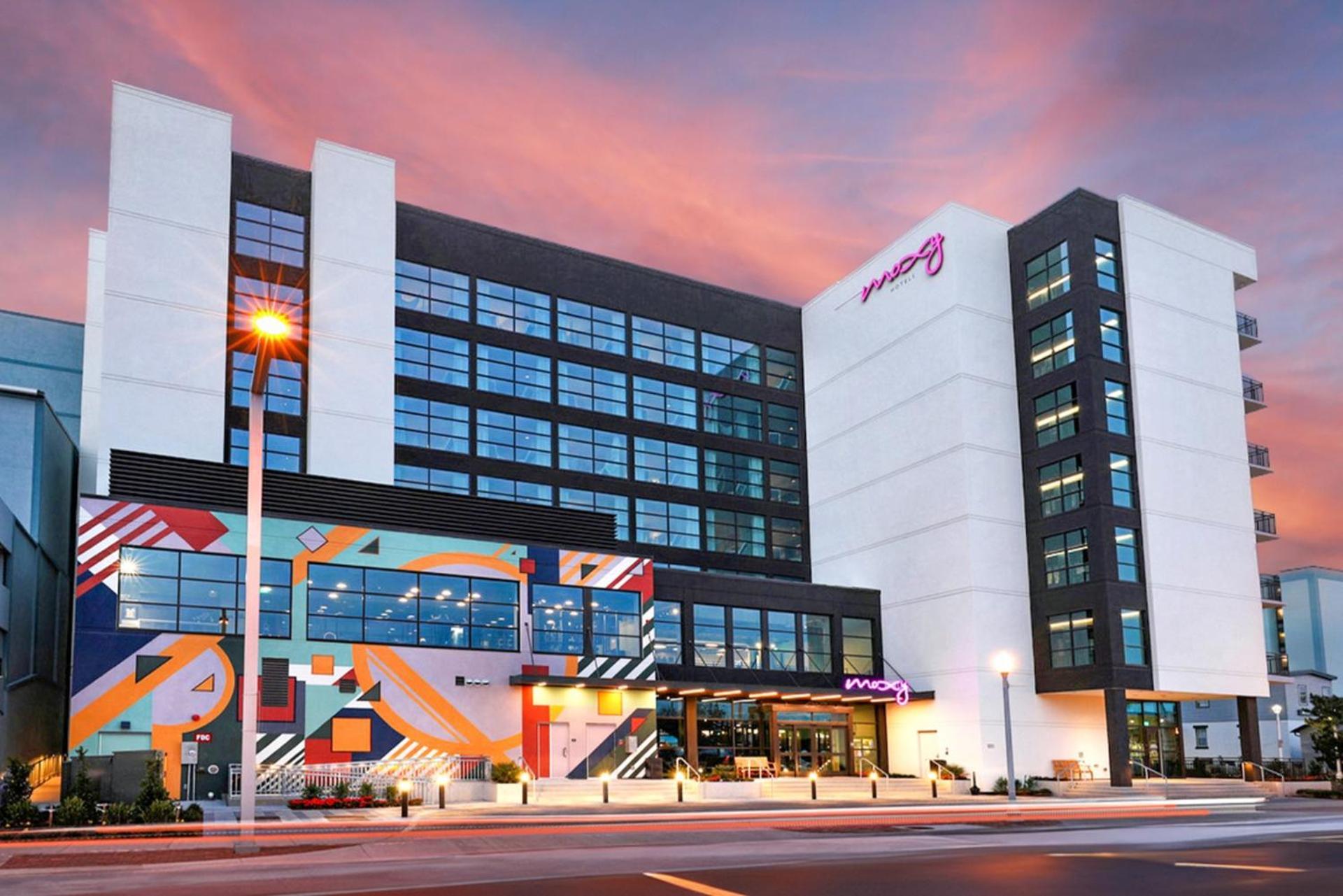 Moxy Virginia Beach Oceanfront Esterno foto