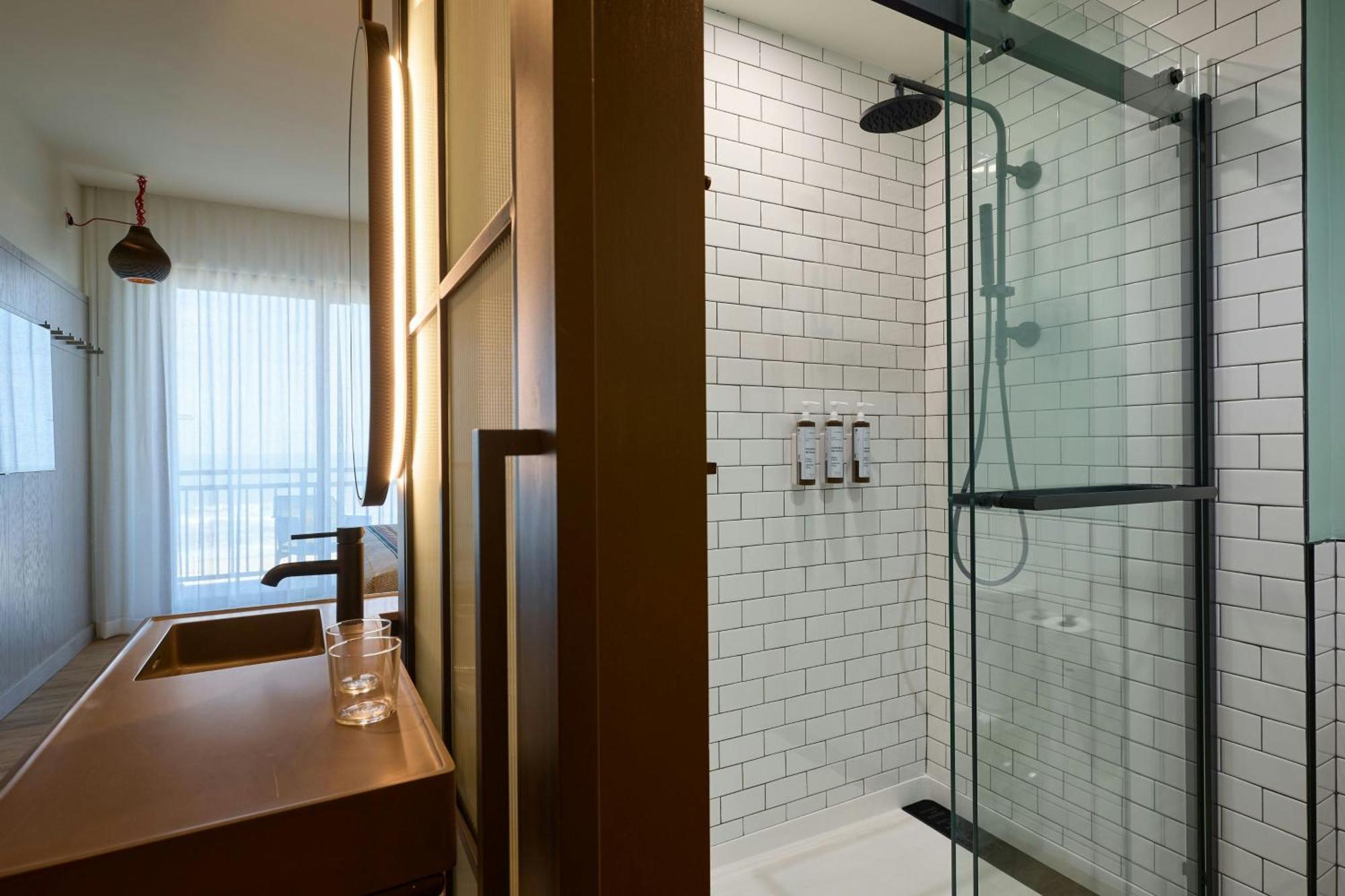 Moxy Virginia Beach Oceanfront Esterno foto